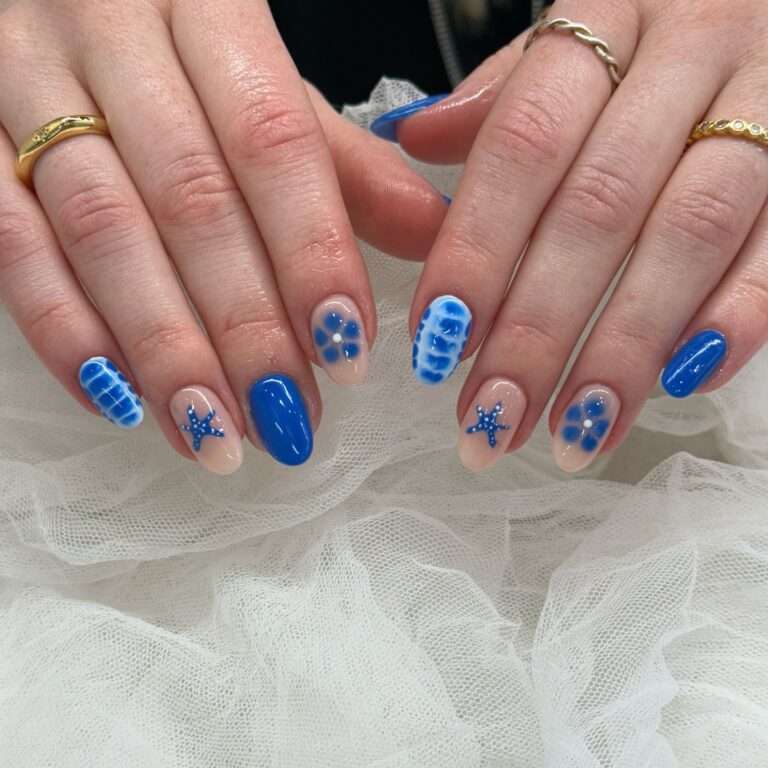 7 Summer Nails Inspo
