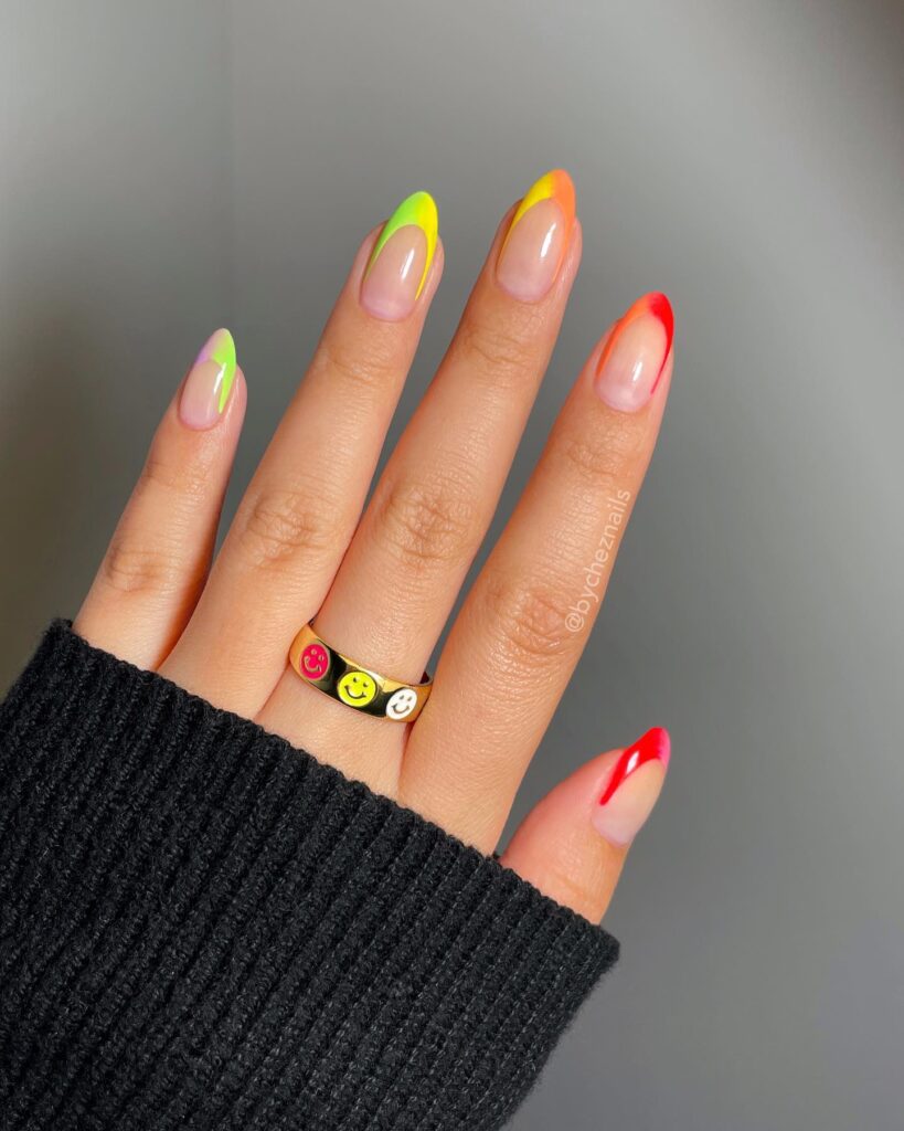 7 Summer Nail Designs